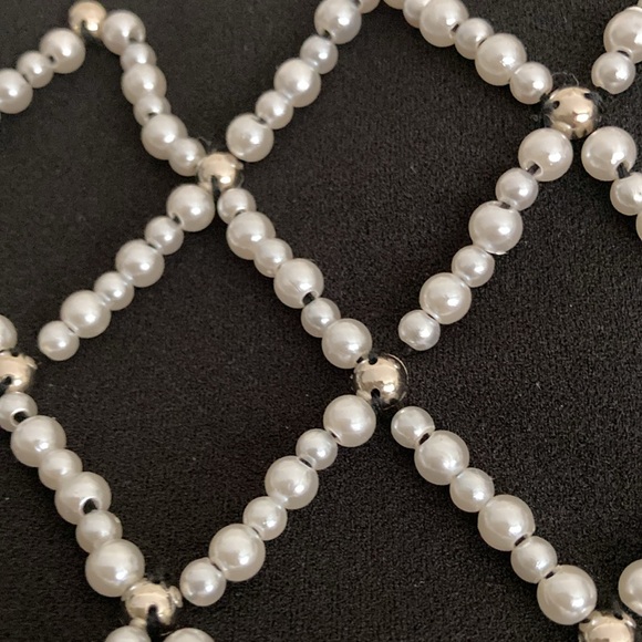 Karl Lagerfeld Elegant Pearl Beaded Black Off-Shoulder Dress Sz 10 - Picture 3 of 8